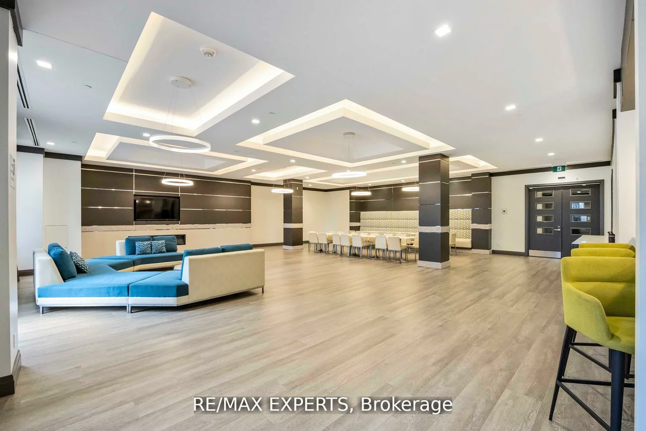 3700, Highway 7, Vaughan Corporate Centre, Vaughan