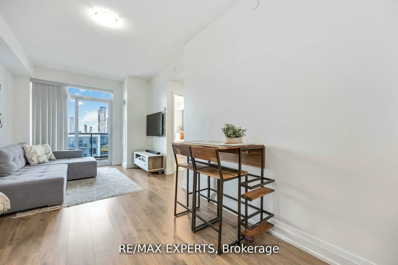 3700, Highway 7, Vaughan Corporate Centre, Vaughan