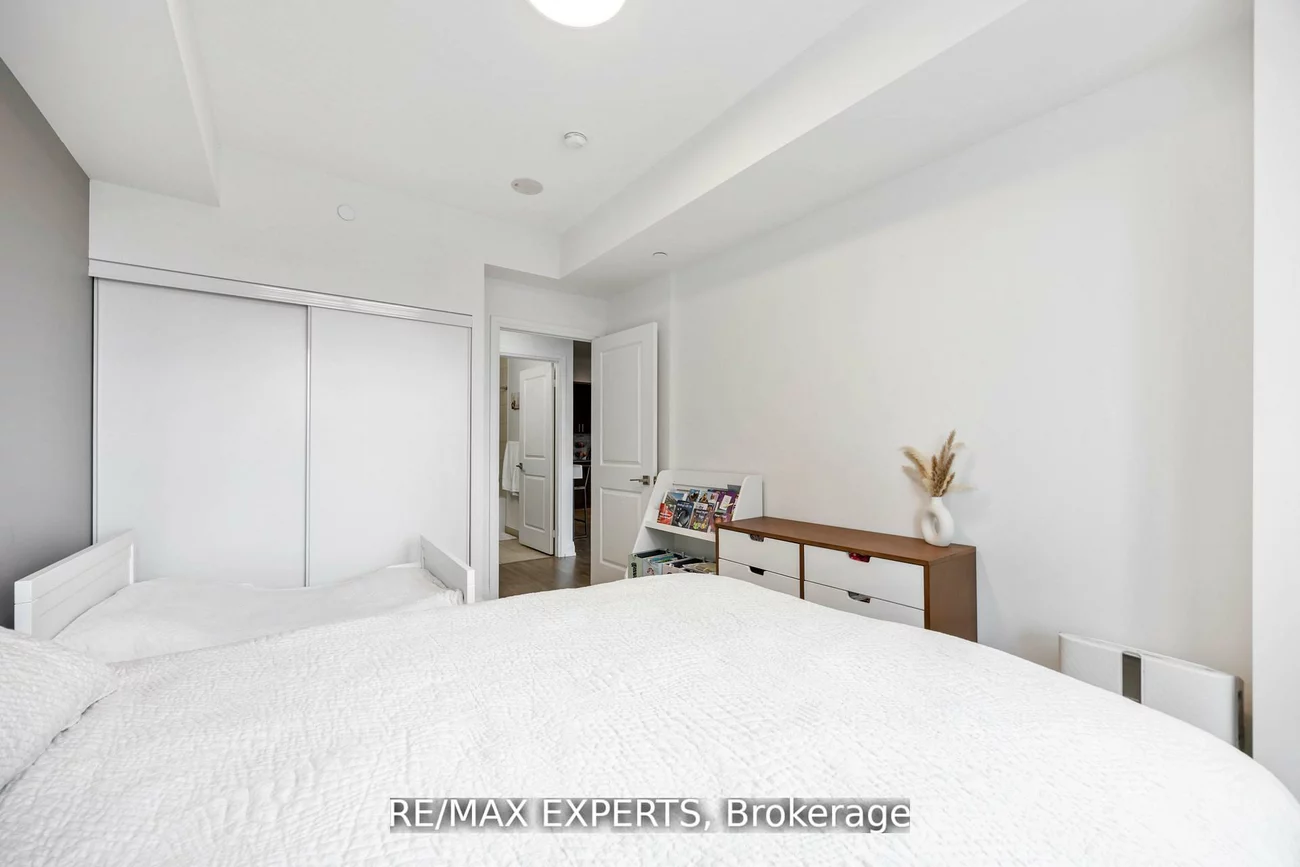 3700, Highway 7, Vaughan Corporate Centre, Vaughan