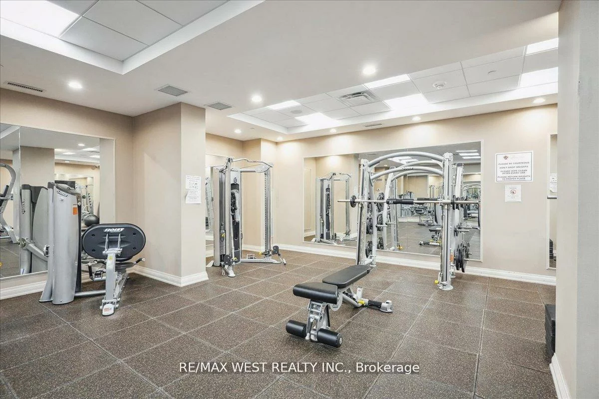 9255, Jane, Maple, Vaughan