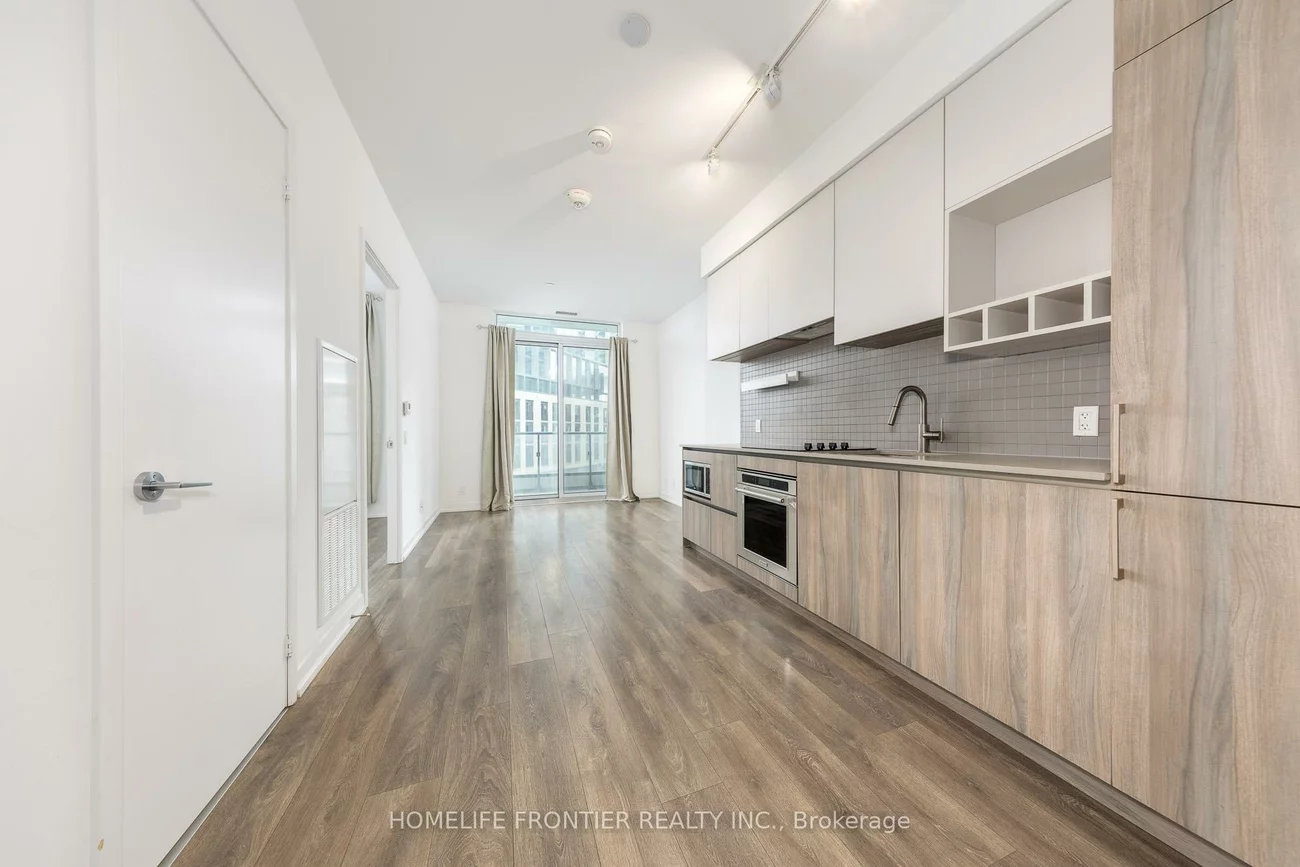 950, Portage, Vaughan Corporate Centre, Vaughan