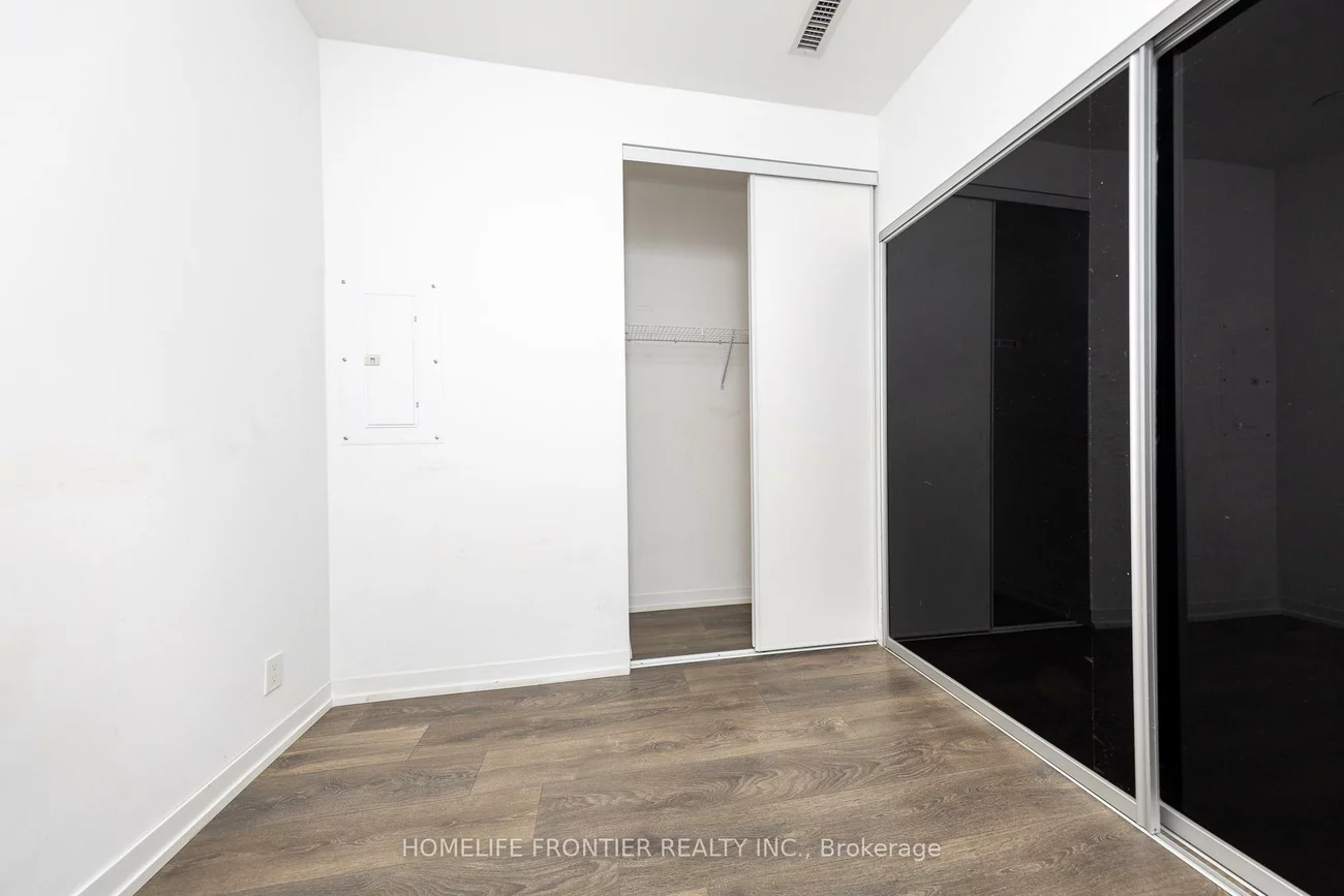 950, Portage, Vaughan Corporate Centre, Vaughan