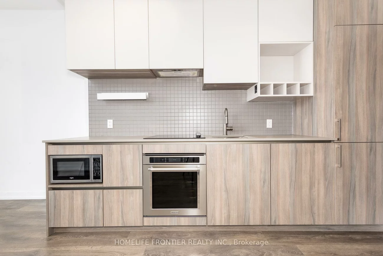 950, Portage, Vaughan Corporate Centre, Vaughan