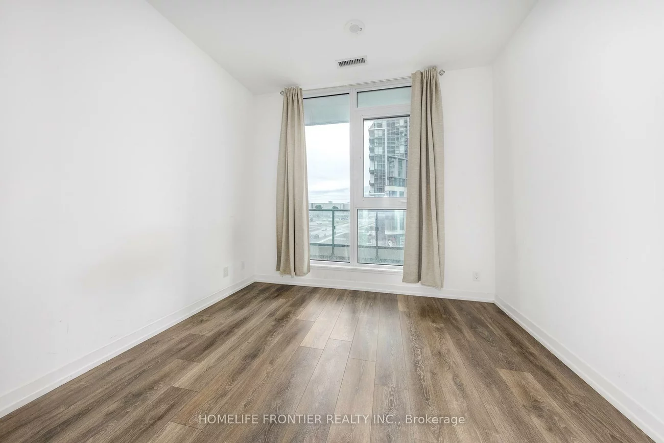 950, Portage, Vaughan Corporate Centre, Vaughan