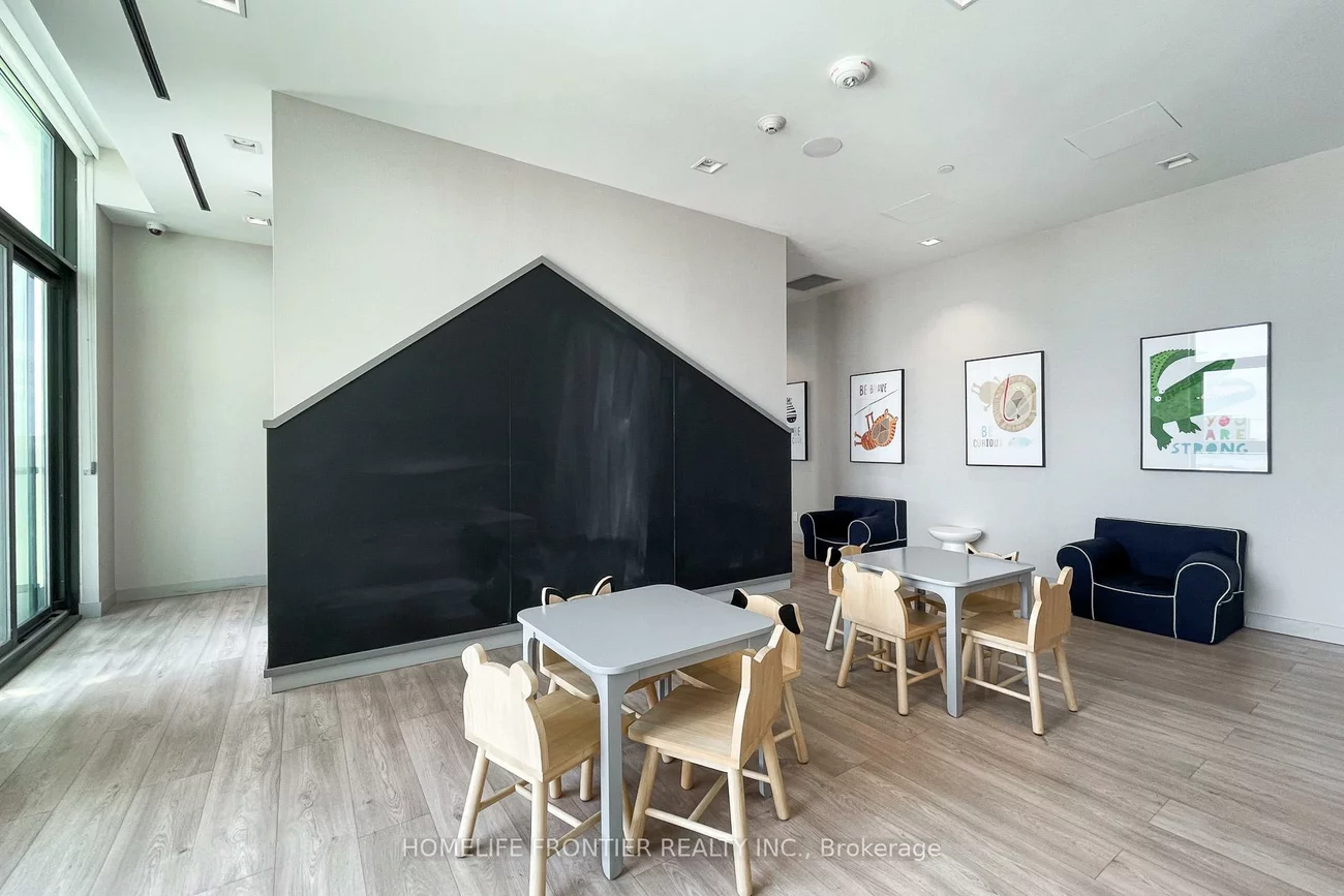 950, Portage, Vaughan Corporate Centre, Vaughan