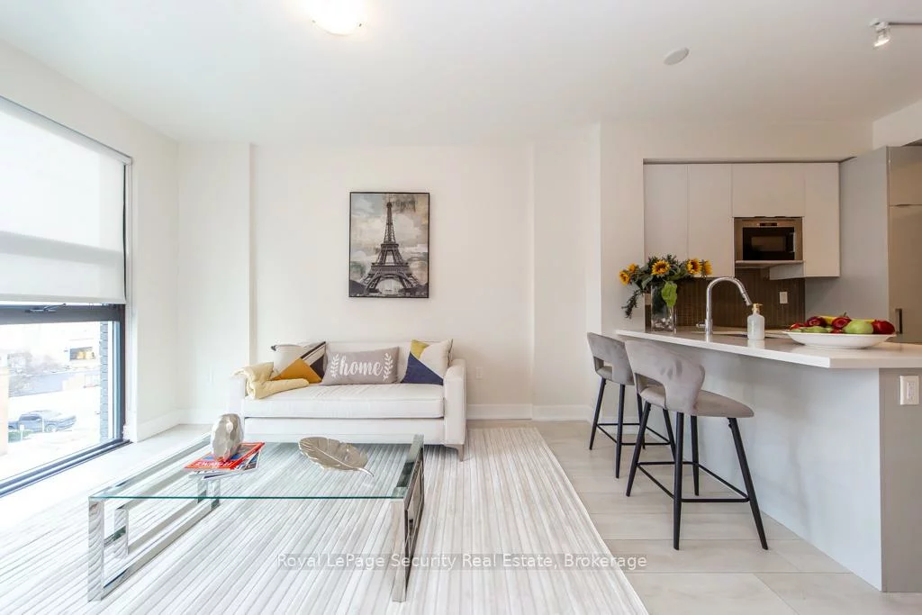 2916, Highway 7, Concord, Vaughan