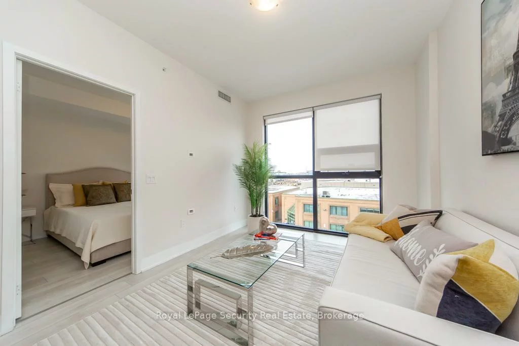 2916, Highway 7, Concord, Vaughan