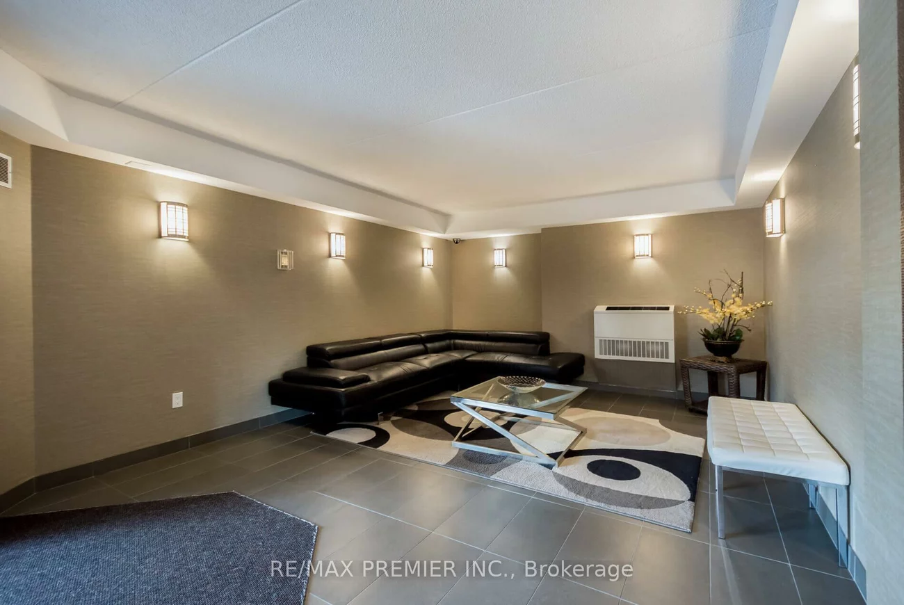 250, Pine Grove, Islington Woods, Vaughan