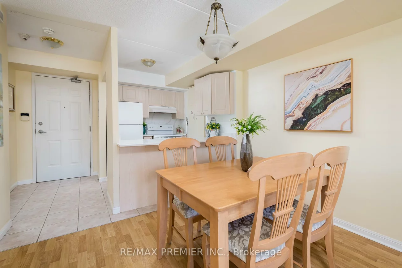 250, Pine Grove, Islington Woods, Vaughan