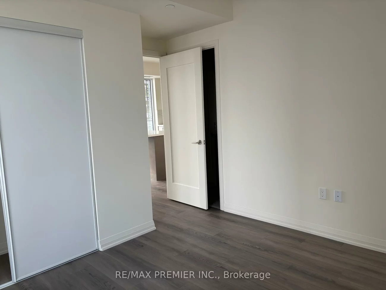 8960, Jane, Concord, Vaughan