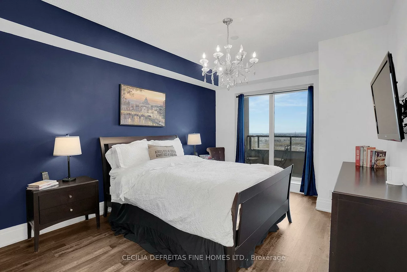 9225, Jane, Maple, Vaughan