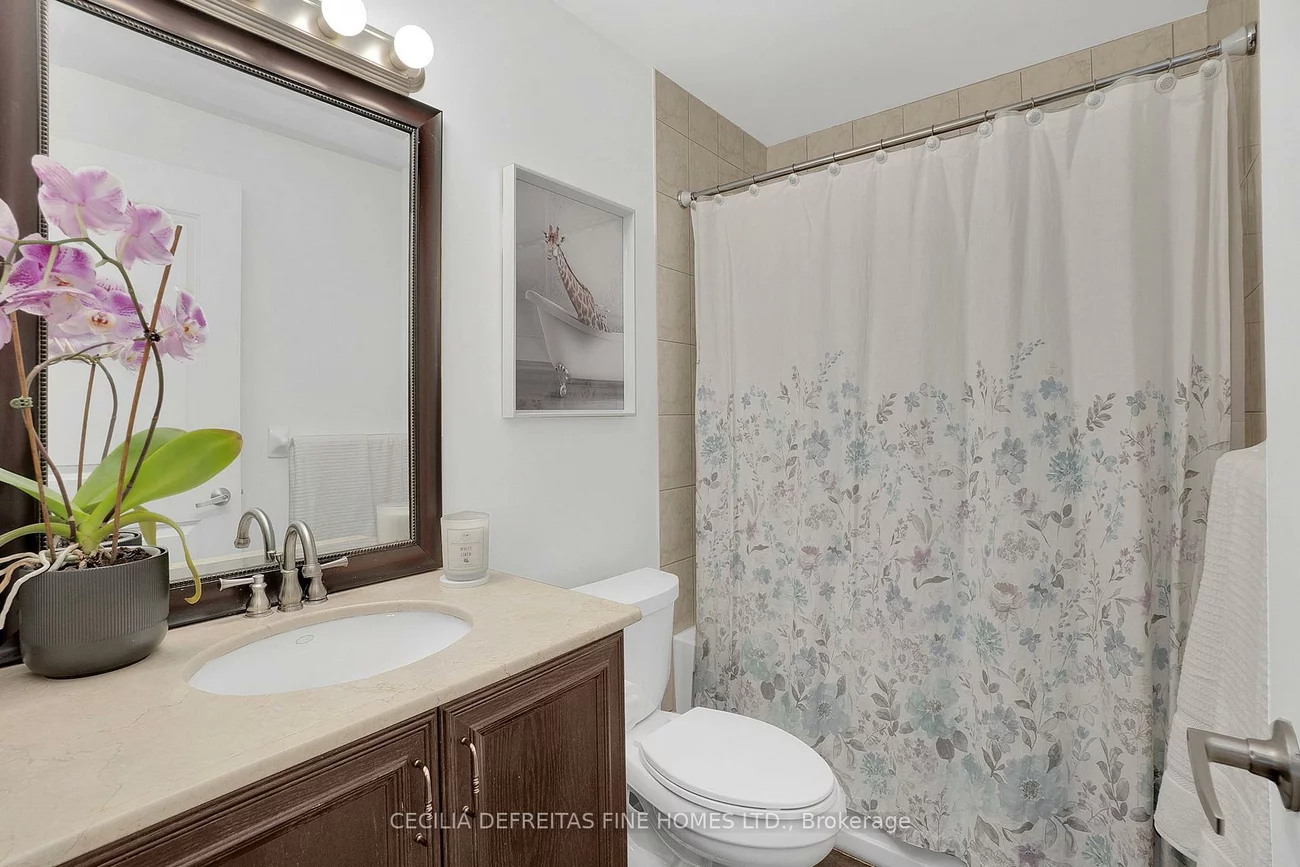 9225, Jane, Maple, Vaughan