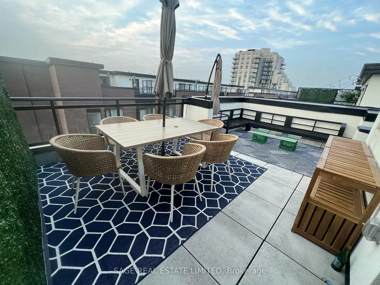 56, Coles, Vaughan Grove, Vaughan