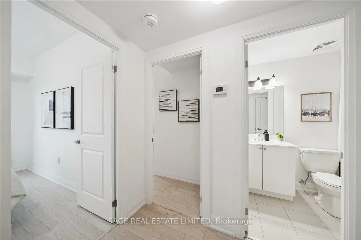 56, Coles, Vaughan Grove, Vaughan