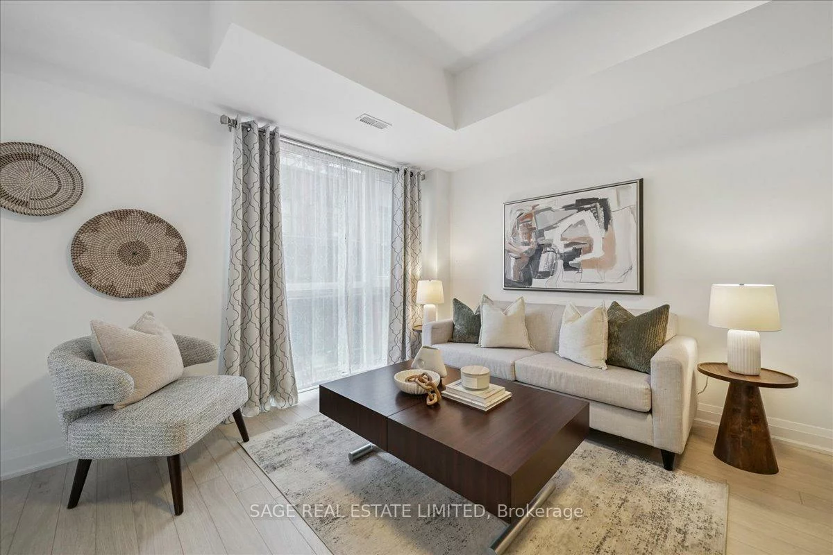 56, Coles, Vaughan Grove, Vaughan