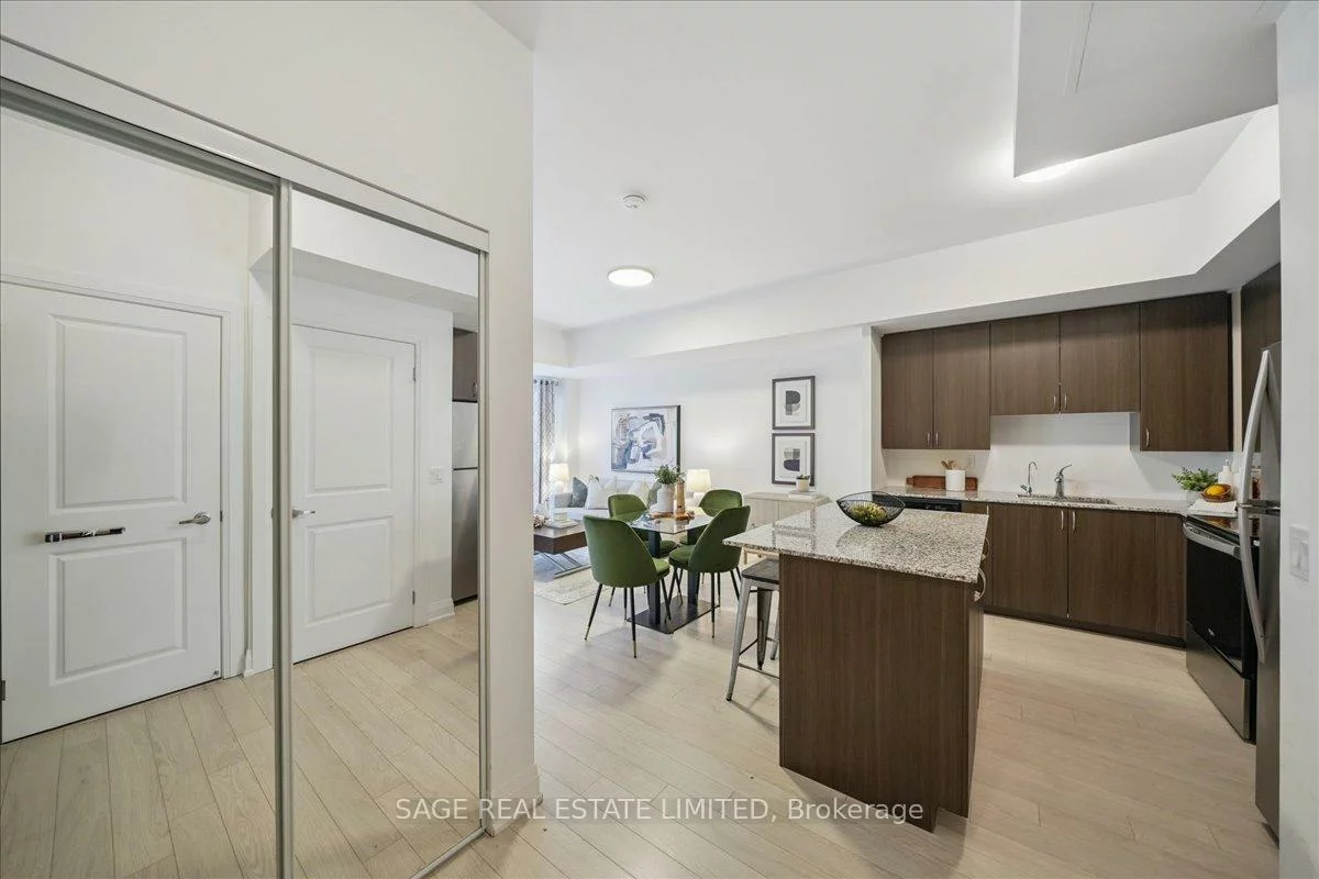 56, Coles, Vaughan Grove, Vaughan