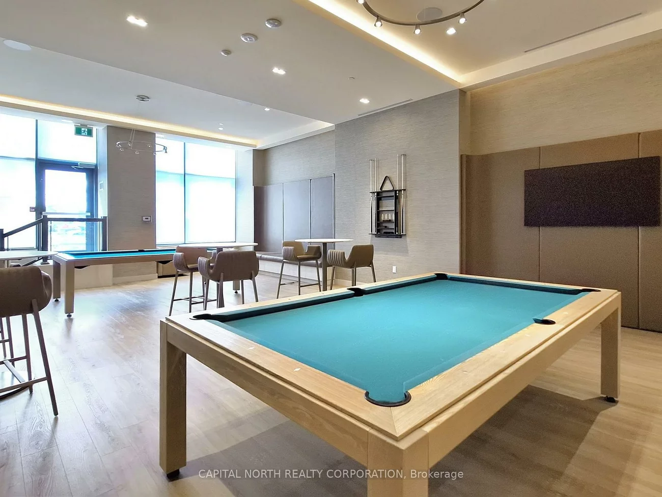 8960, Jane, Vellore Village, Vaughan