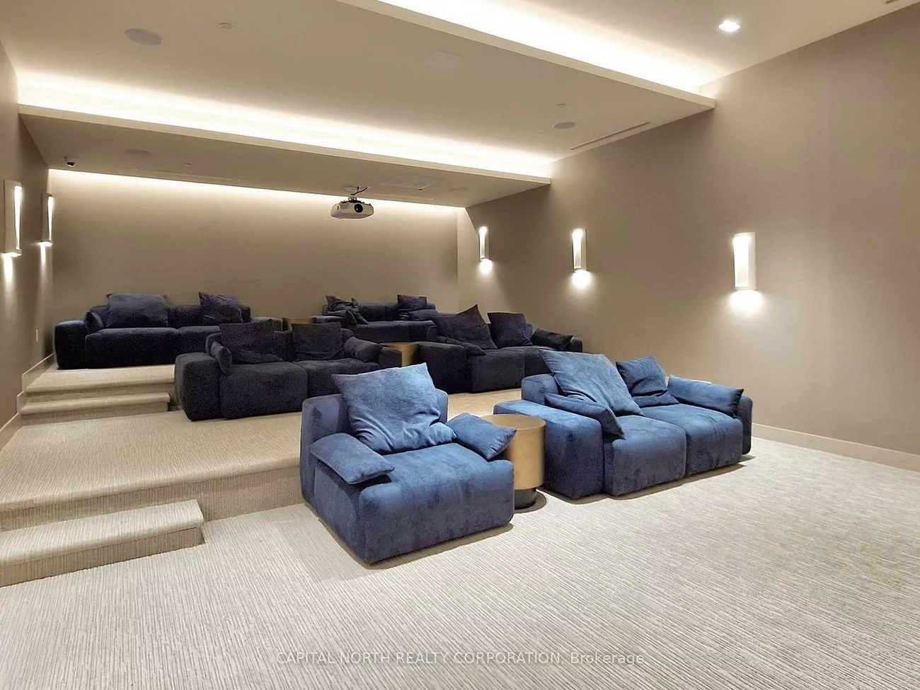 8960, Jane, Vellore Village, Vaughan