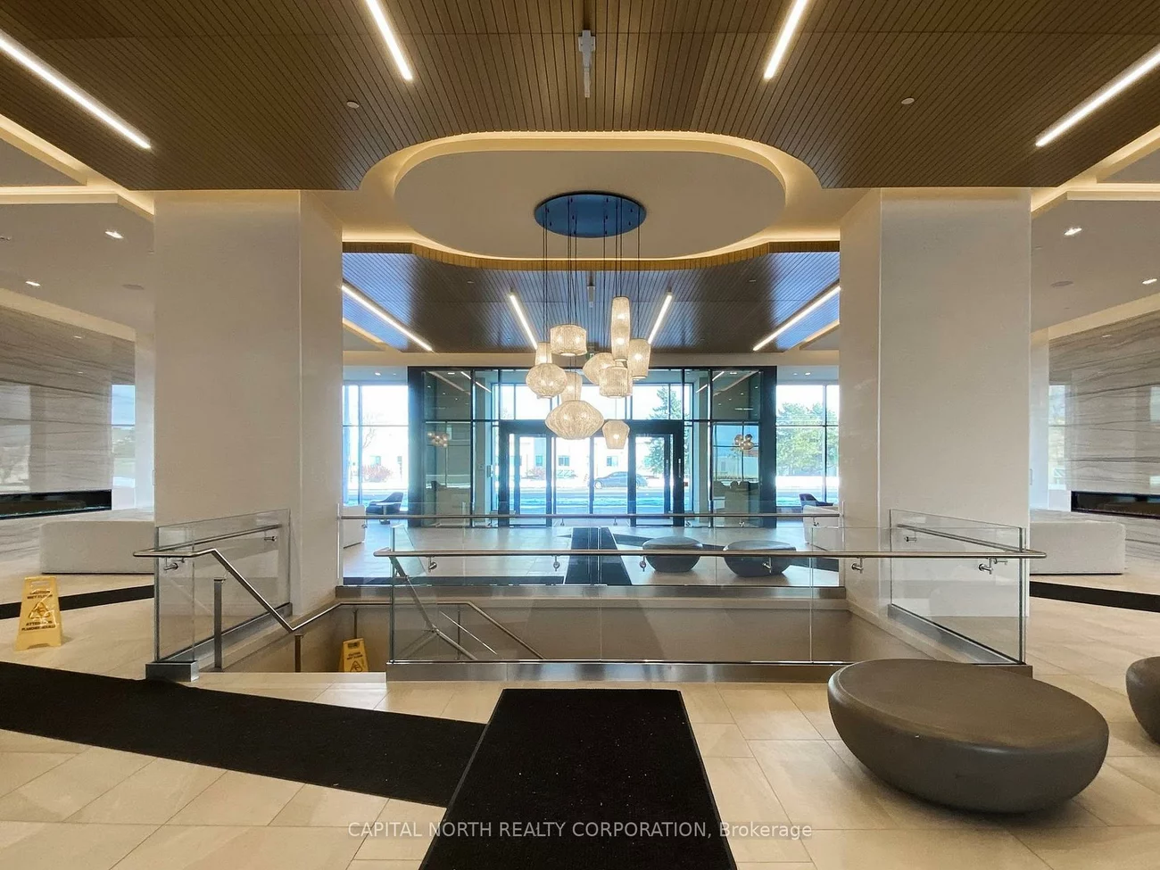 8960, Jane, Vellore Village, Vaughan