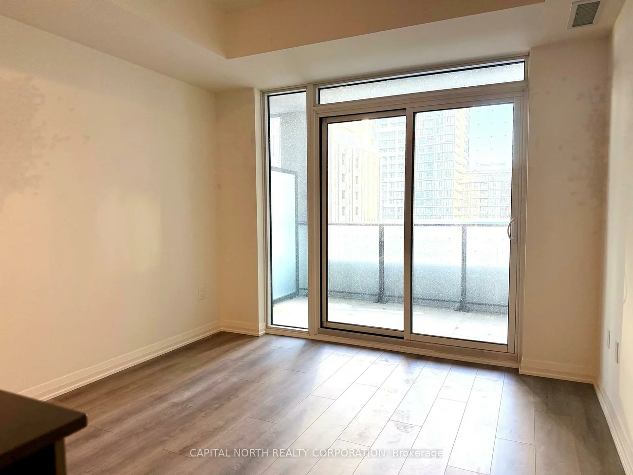 8960, Jane, Vellore Village, Vaughan