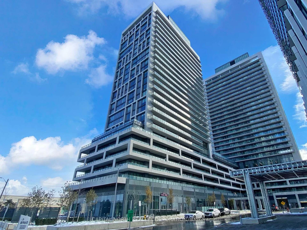 8960, Jane, Vellore Village, Vaughan