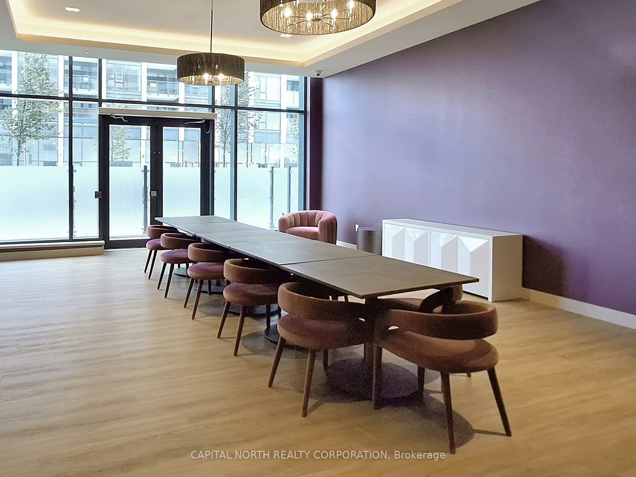 8960, Jane, Vellore Village, Vaughan