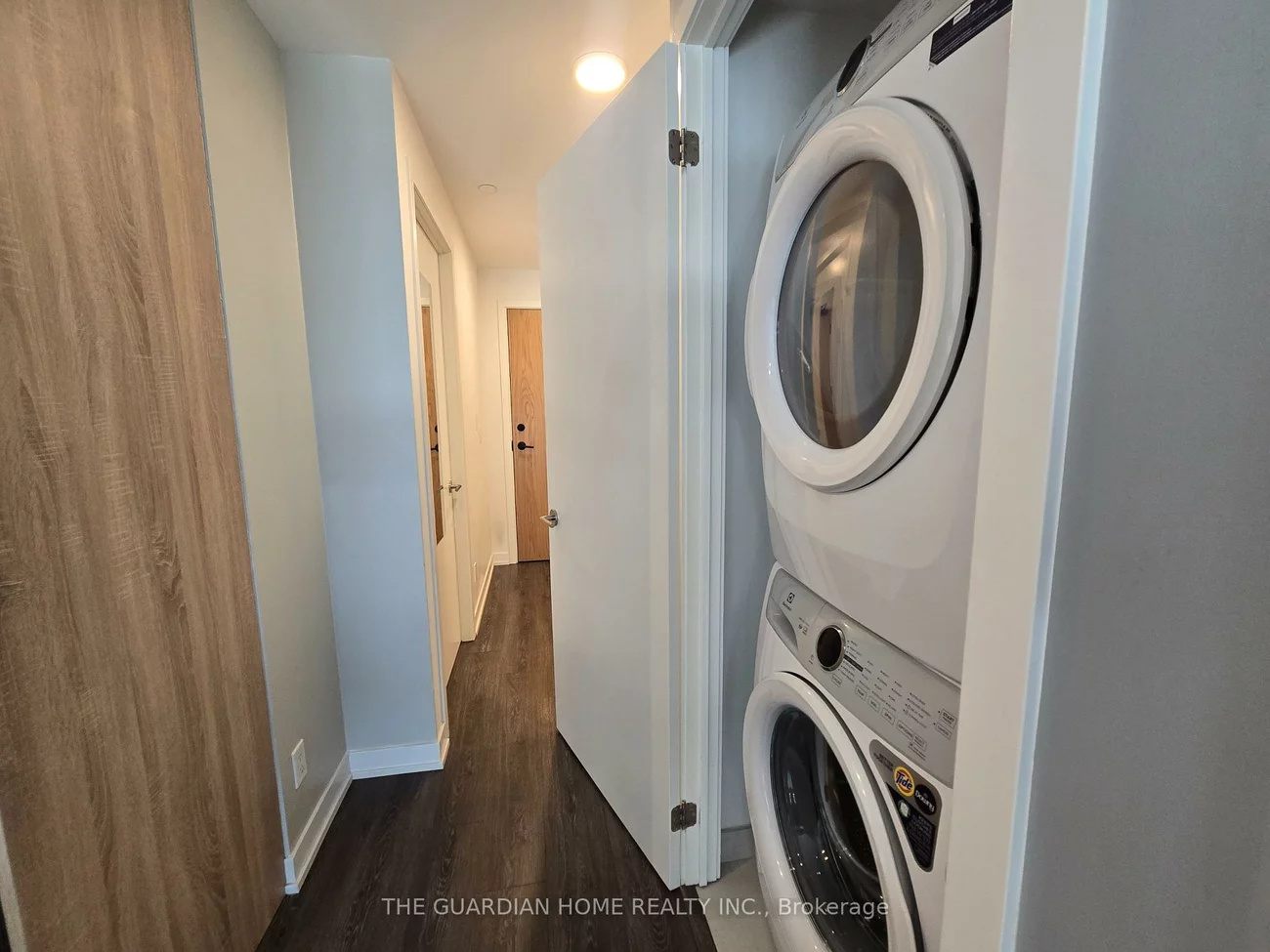 7950, Bathurst, Beverley Glen, Vaughan