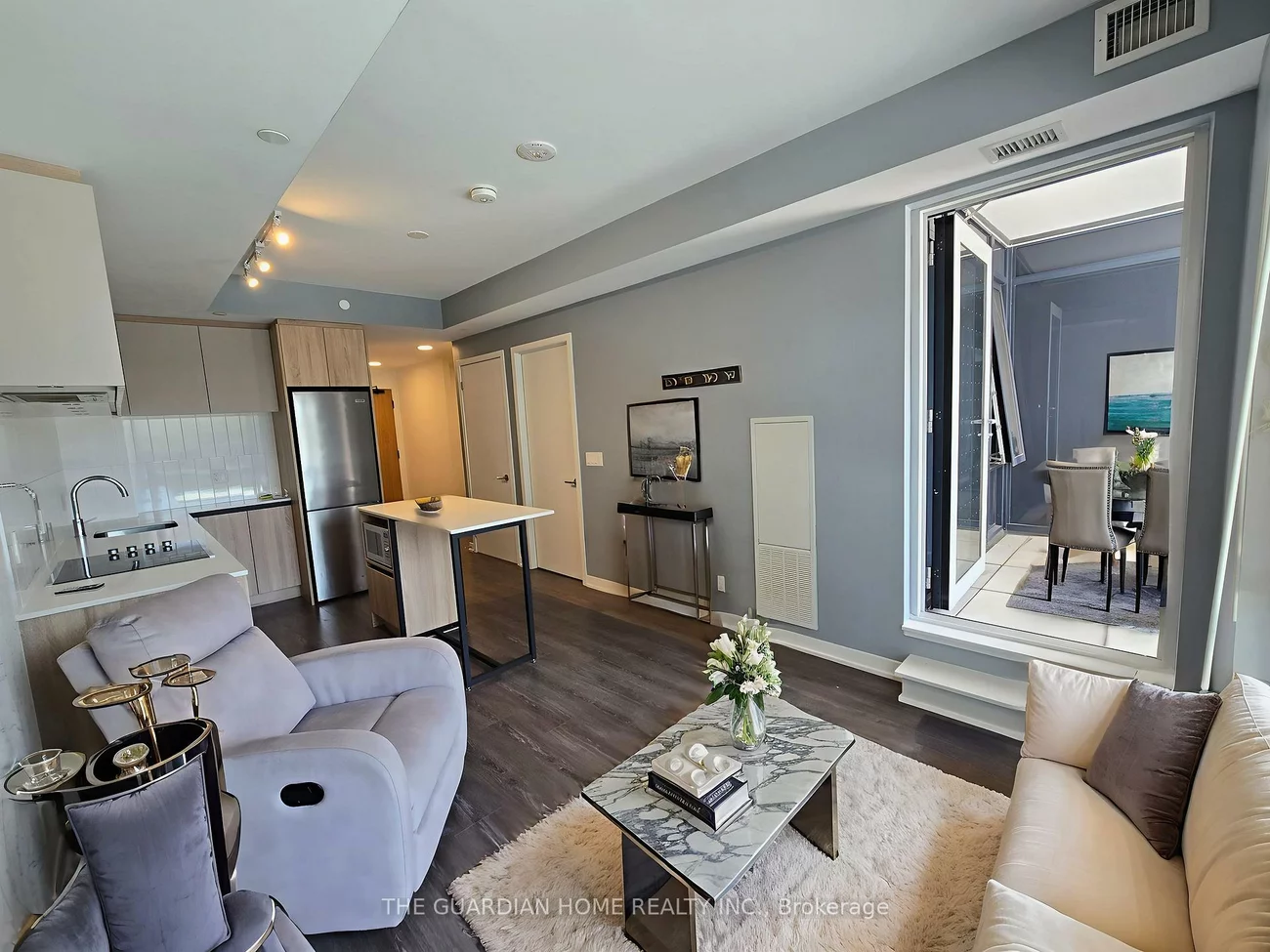 7950, Bathurst, Beverley Glen, Vaughan