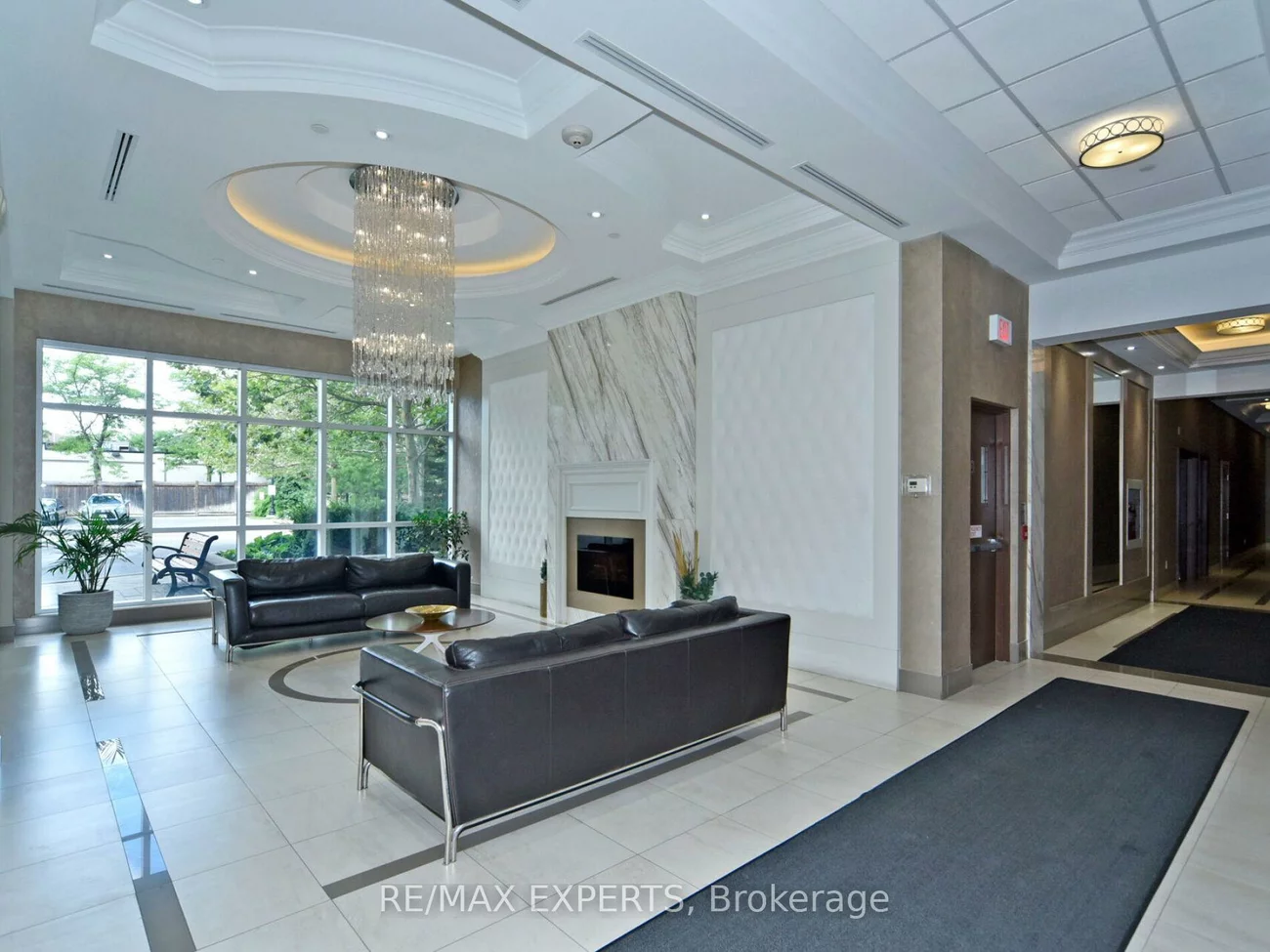 2396, Major Mackenzie, Maple, Vaughan