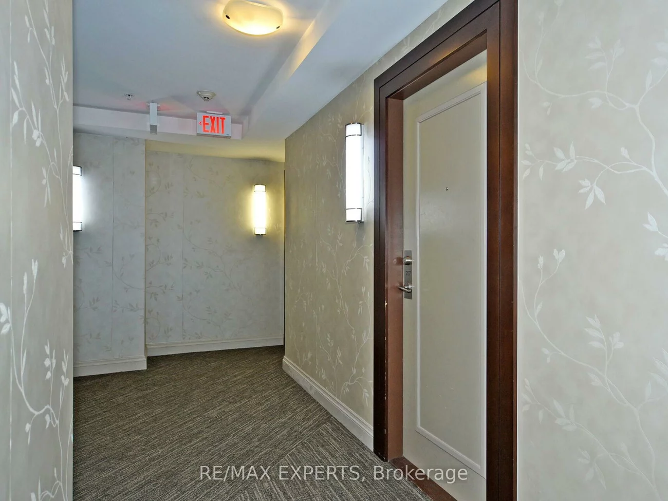 2396, Major Mackenzie, Maple, Vaughan