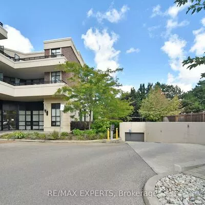 2396, Major Mackenzie, Maple, Vaughan