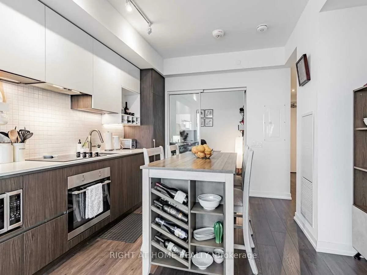 5, Buttermill, Vaughan Corporate Centre, Vaughan