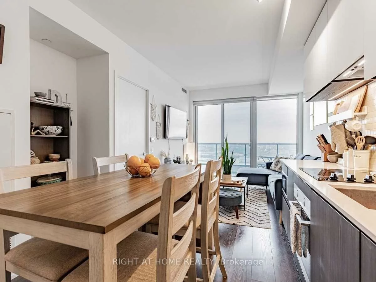 5, Buttermill, Vaughan Corporate Centre, Vaughan