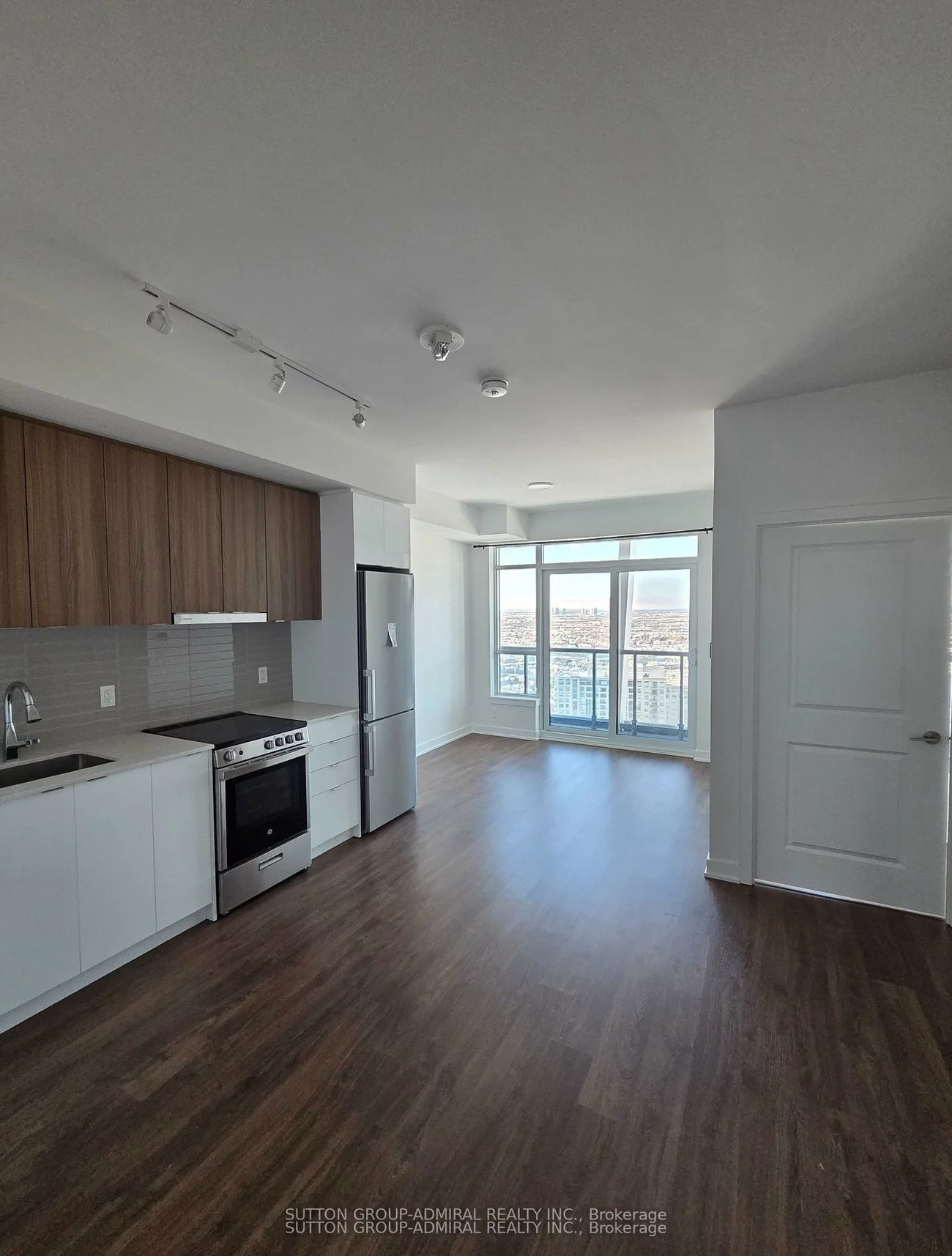 50, Upper Mall, Brownridge, Vaughan