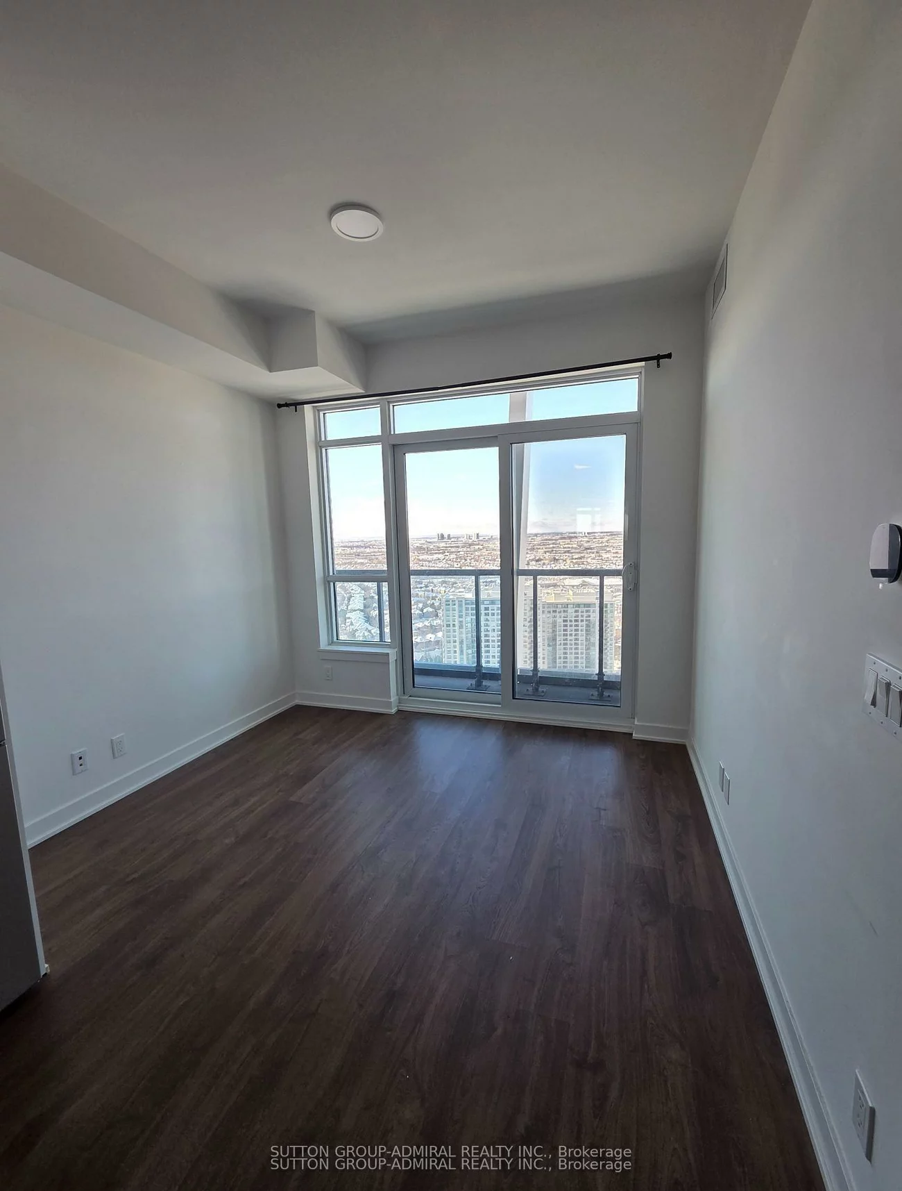 50, Upper Mall, Brownridge, Vaughan