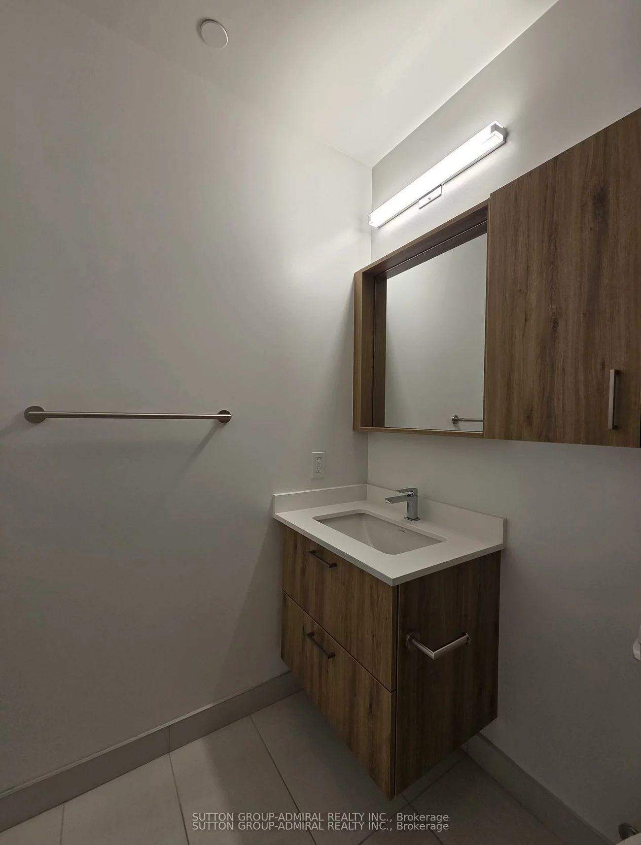 50, Upper Mall, Brownridge, Vaughan