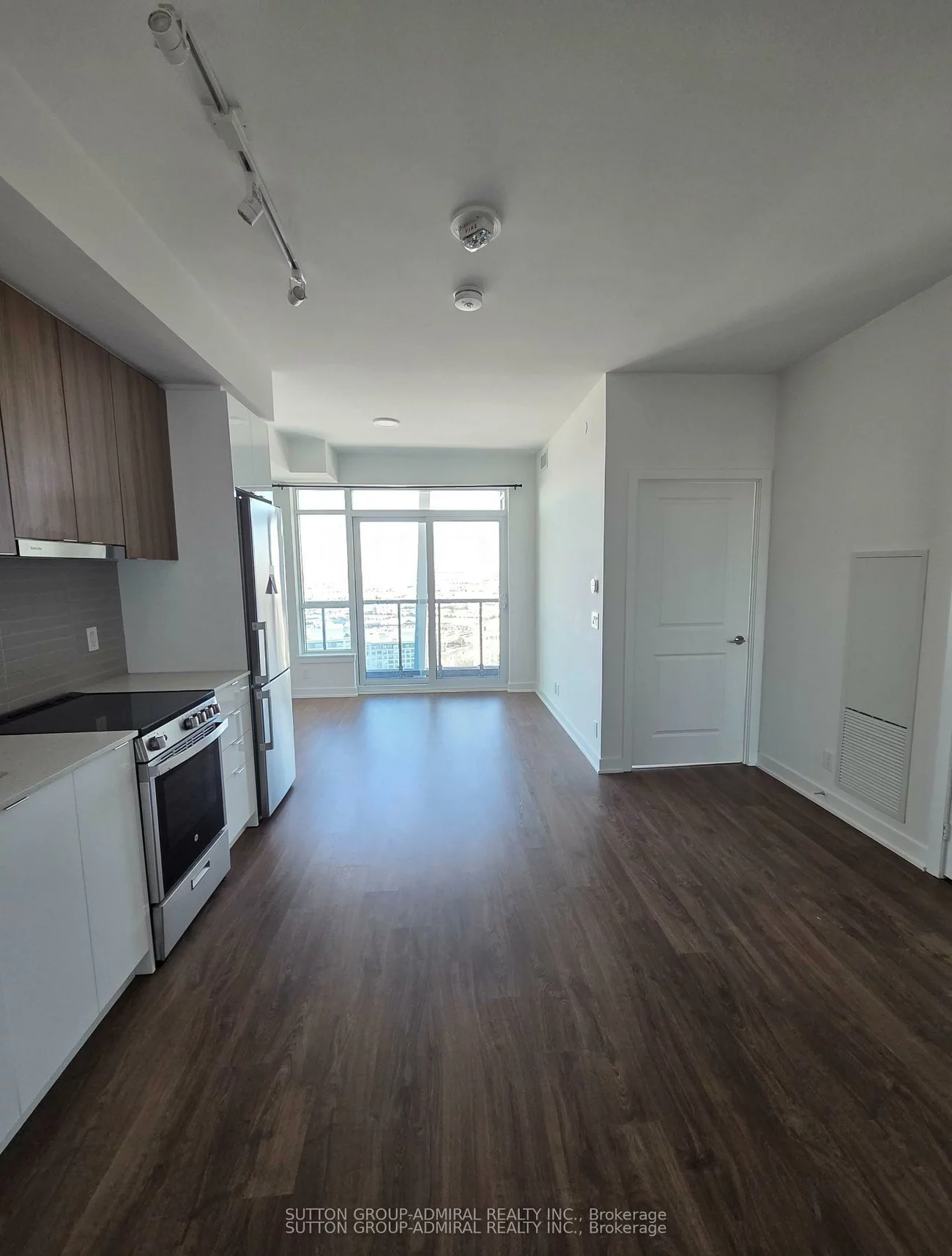 50, Upper Mall, Brownridge, Vaughan