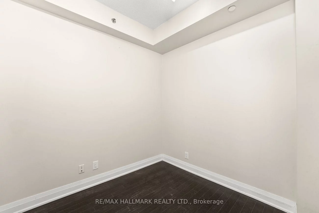 520, Steeles, Crestwood-Springfarm-Yorkhill, Vaughan