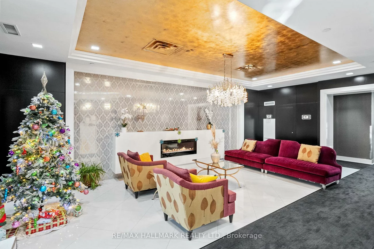 520, Steeles, Crestwood-Springfarm-Yorkhill, Vaughan