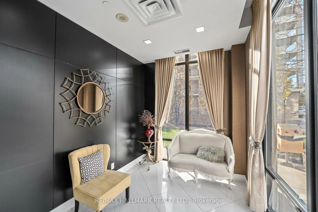 520, Steeles, Crestwood-Springfarm-Yorkhill, Vaughan