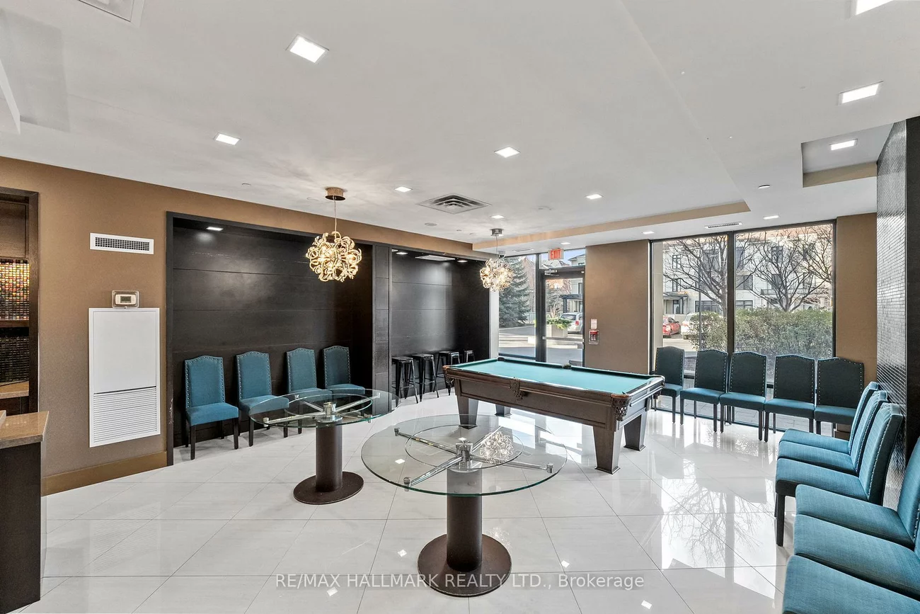 520, Steeles, Crestwood-Springfarm-Yorkhill, Vaughan