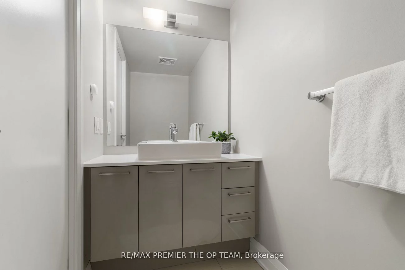 4800, Highway 7, East Woodbridge, Vaughan