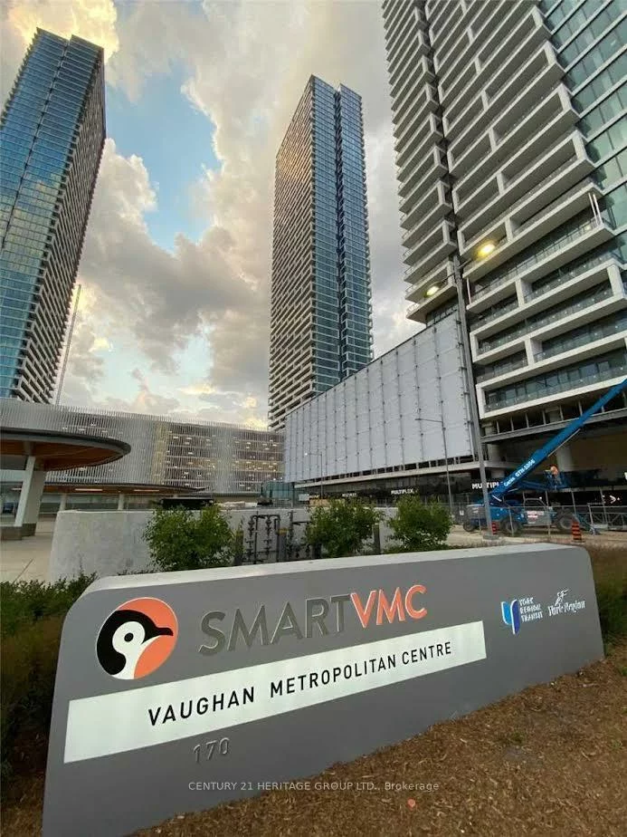 898, Portage, Vaughan Corporate Centre, Vaughan