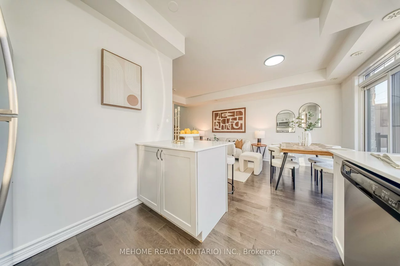 199, Pine Grove, Islington Woods, Vaughan