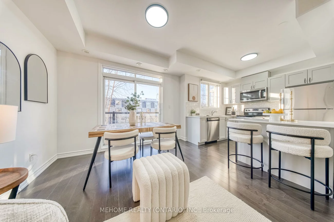 199, Pine Grove, Islington Woods, Vaughan