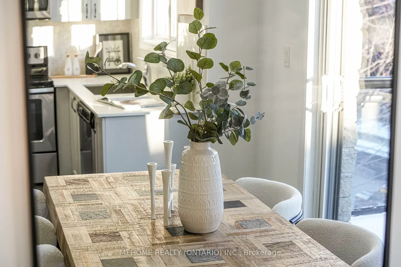 199, Pine Grove, Islington Woods, Vaughan