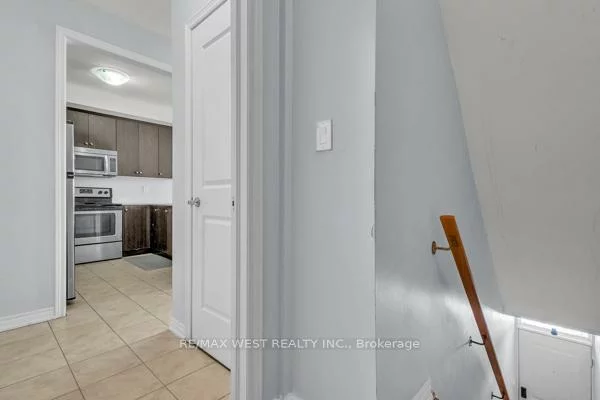 9601, Jane, Maple, Vaughan