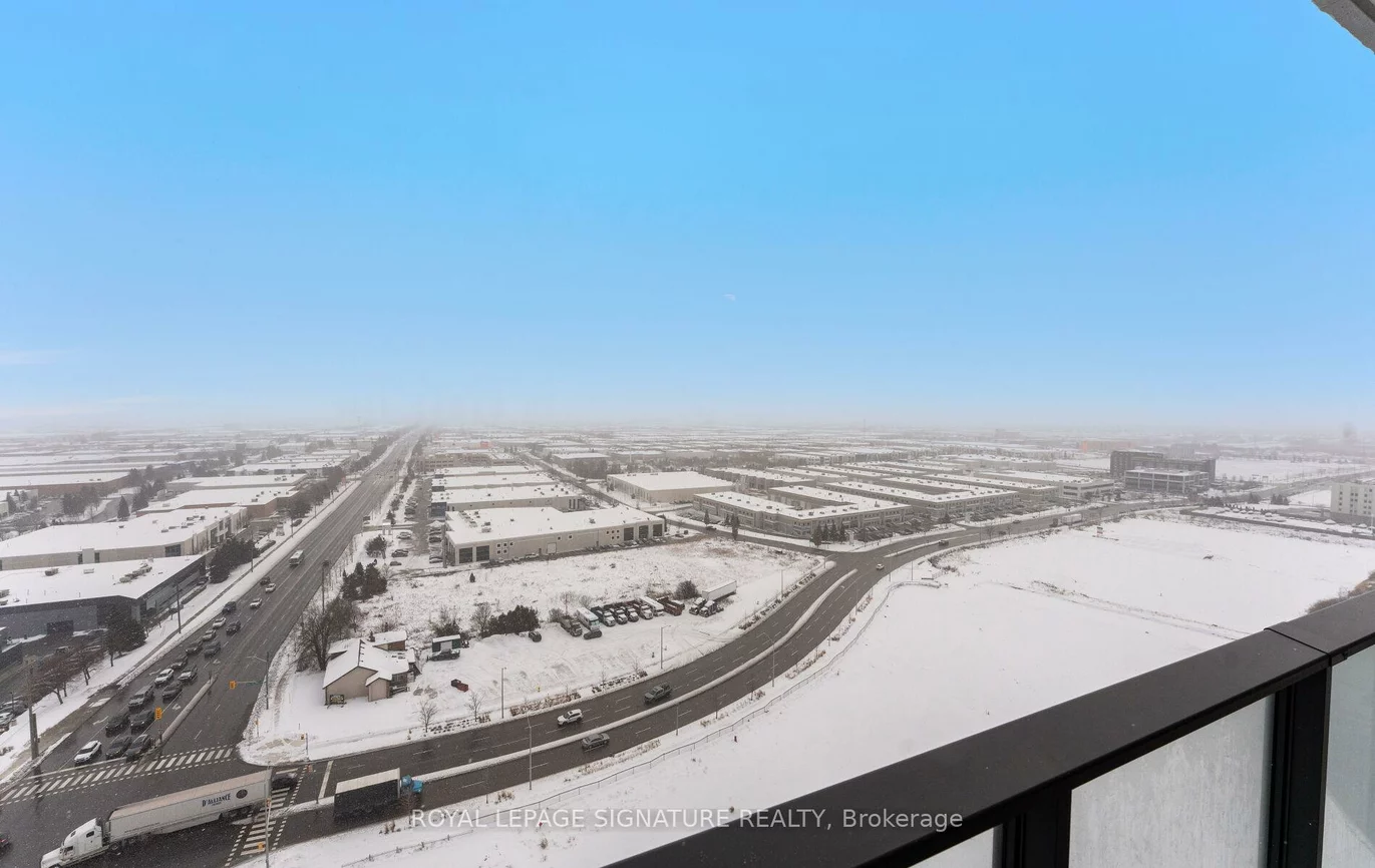 8960, Jane, Vellore Village, Vaughan