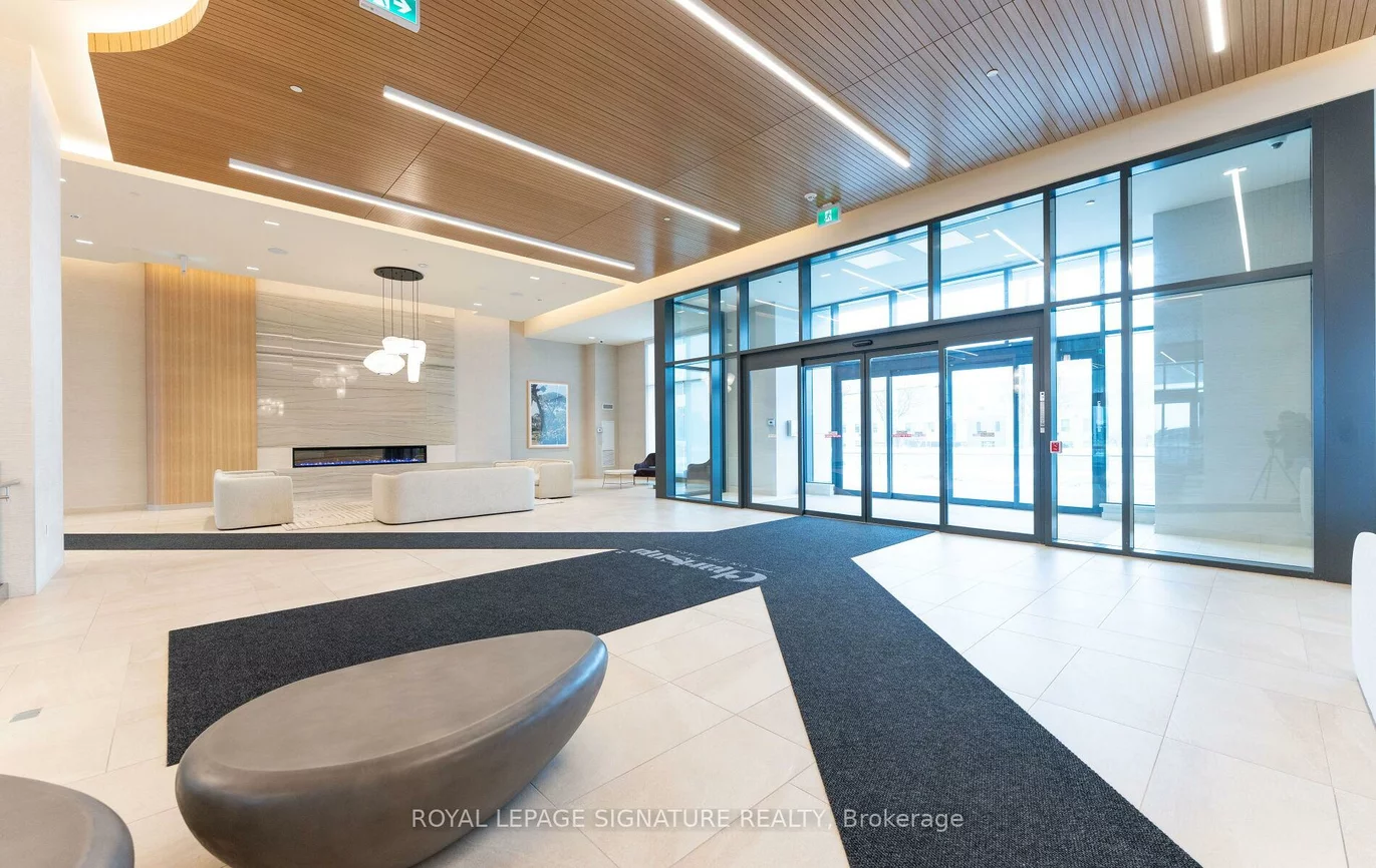 8960, Jane, Vellore Village, Vaughan