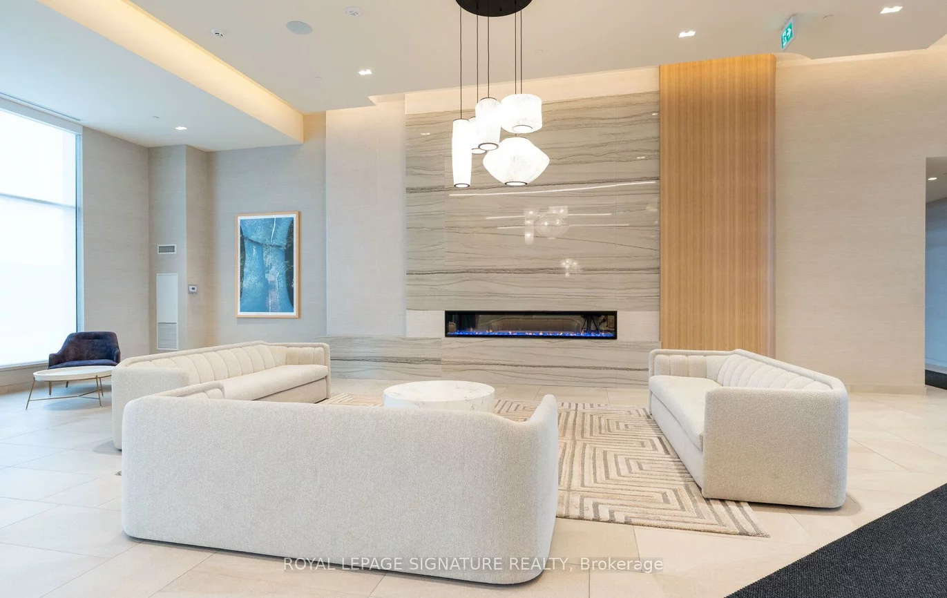 8960, Jane, Vellore Village, Vaughan